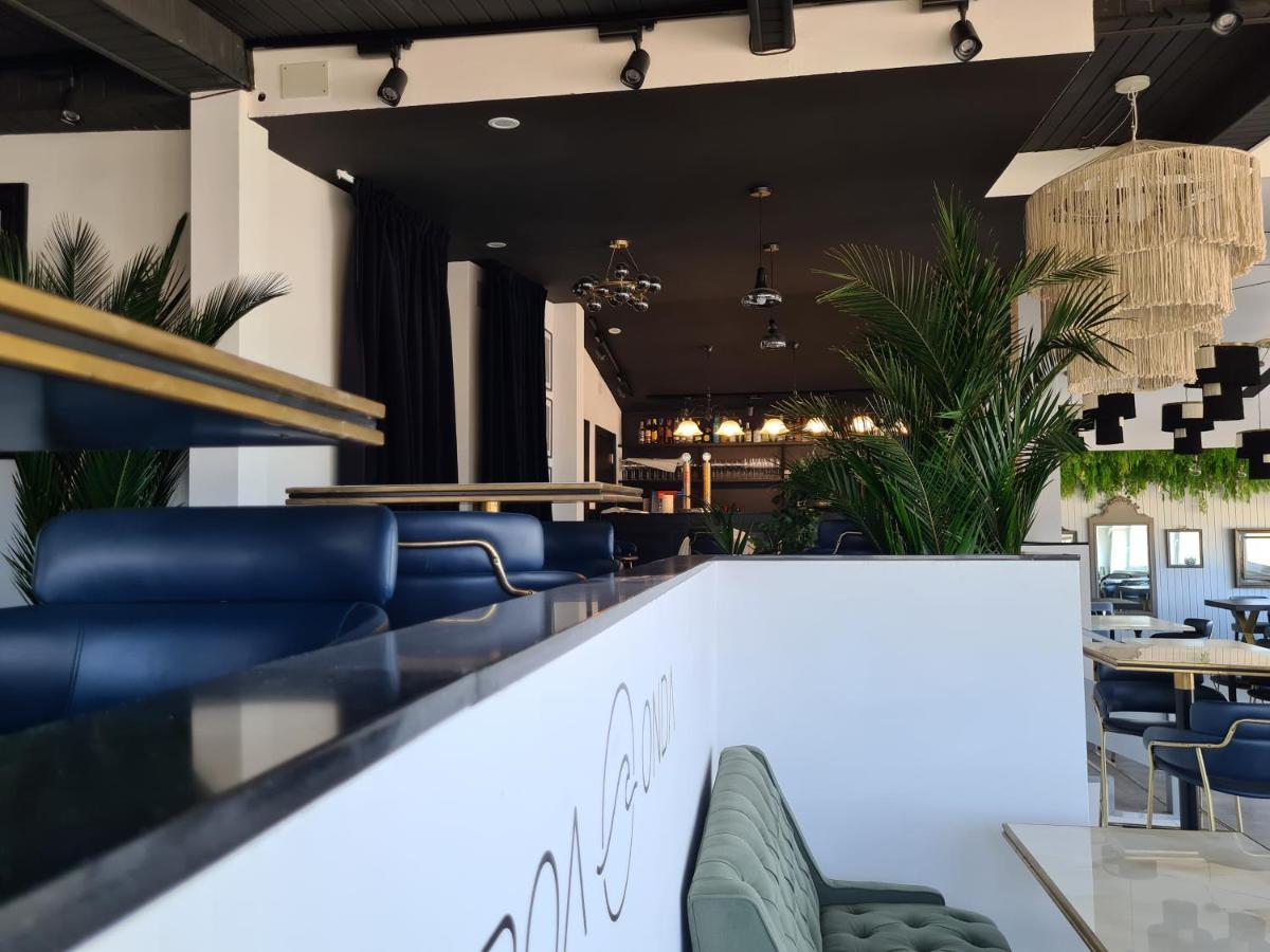 Neboa De Doninos Hotel Ферол Екстериор снимка